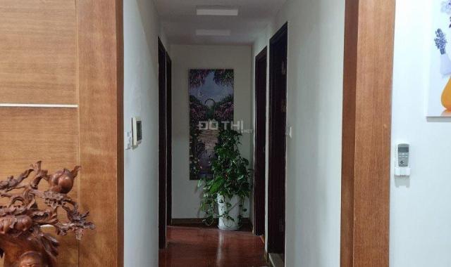 Giá bán chỉ 4,4 tỷ cho căn hộ Mulberry Lane, thiết kế 3PN và 1 phòng thờ, ban công ĐN mát, full NT
