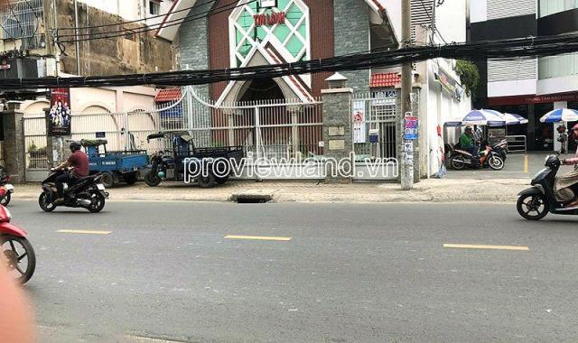 Bán nhà đất Quận 10, Cách Mạng Tháng 8, 19x40m đất, nhà cấp 4, xây được cao tầng