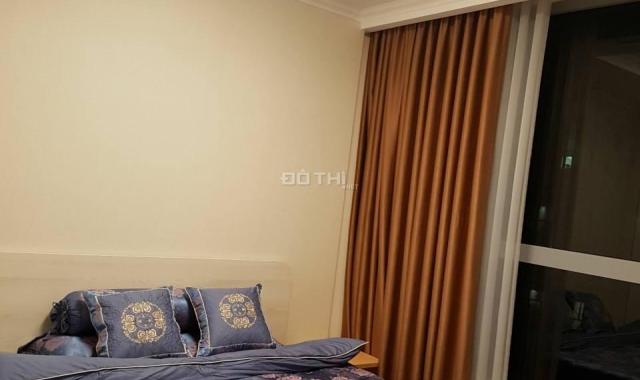 Chính chủ tôi cho thuê CHCC Vinhomes Nguyễn Chí Thanh 2PN, đủ đồ nội thất. LH đt 0344529391 xem nhà