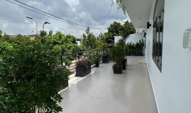 Bán biệt thự 2 lầu 152 Đường Số 39 (góc Đường Số 39 & 14) CN 66m² P. Tân Quy Quận 7