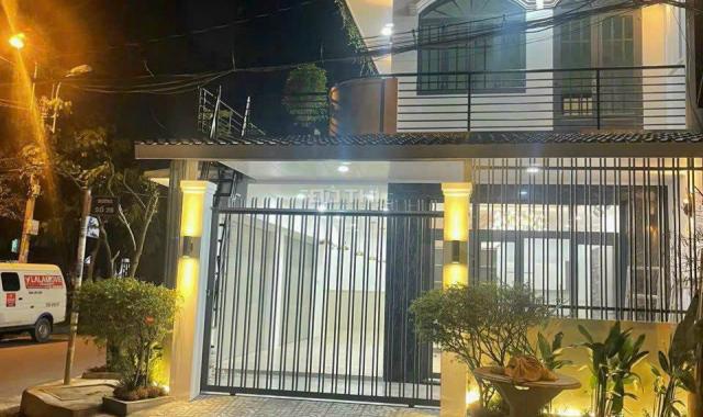 Bán biệt thự 2 lầu 152 Đường Số 39 (góc Đường Số 39 & 14) CN 66m² P. Tân Quy Quận 7
