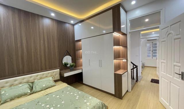 Bán Gấp Nhà Nguyễn Khánh Toàn – 7T Thang máy – Lô Góc – Ngõ Oto Tải – Kinh Doanh - Hạ sâu 3 Tỷ.