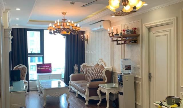 Chính chủ cần bán căn hộ 3pn góc chung cư Eco Green Nguyễn Xiển.giá 4,x tỷ full nội thất