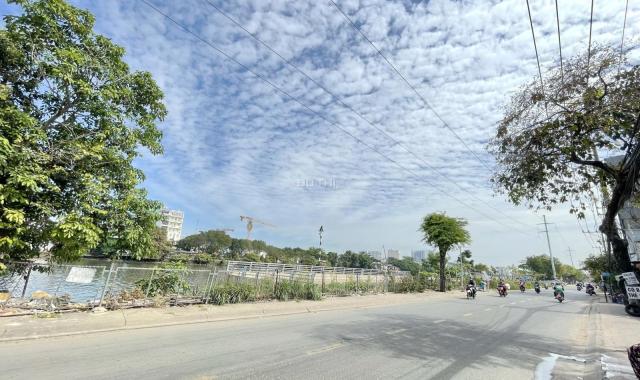 Bán lô đất khủng DT 50x40m số 385 Trần Xuân Soạn giá 220 tỷ Quận 7