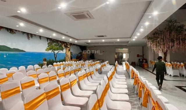 BÁN GẤP TRUNG TÂM TIỆC CƯỚI HÀ NỘI GIÁ CỰC RẺ