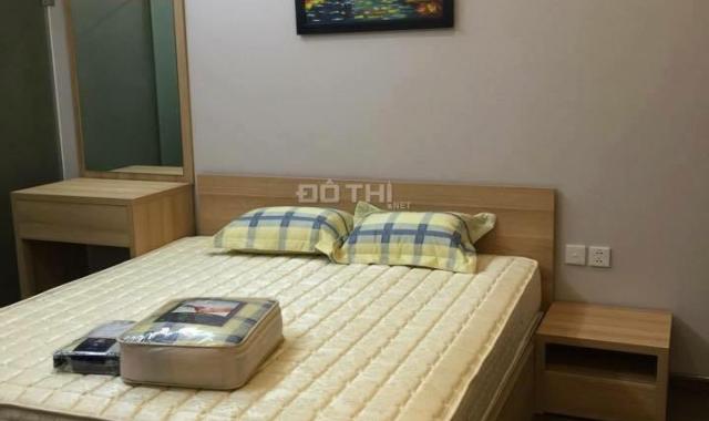 Cho thuê căn hộ chung cư Thăng Long N01. 3PN. View Hồ CV Thanh Xuân. Giá 15 tr/th. LH: 0852891080