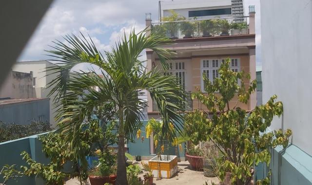 Chính chủ đang cần tiền bán gấp căn nhà mới 3 tầng hẻm Nguyễn Sơn, 70m2, giá 7,2 tỉ thương lượng