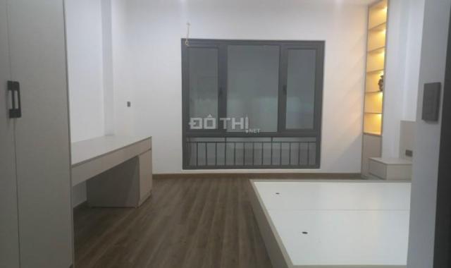 Bán nhà phố Đặng Văn Ngữ- Phạm Ngọc Thạch 37m2 x 5 tầng mt 4,2m giá 4.9 tỷ