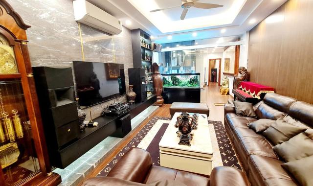 BÁN NHÀ MẶT PHỐ GIÁP BÁT LÔ GÓC, Ô TÔ KINH DOANH NHÀ MỚI, TẶNG TOÀN BỘ NỘI THẤT TRỊ GIÁ 1,4 TỶ.