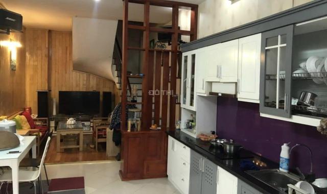 Bán nhà 4 tầng gần đại học Tài Nguyên Môi trường, nội thất đẹp ở luôn, lh 0973022884