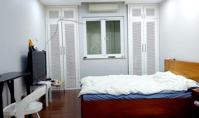 Bán nhà phố Nguyễn Thái Học, Ba Đình, 51m2 x 6 tầng, 5 phòng ngủ, ô tô đỗ cửa, hơn chục tỷ!!!