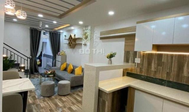 Bán gấp nhà 1 trệt 2 lầu, 100m2, Sổ Hồng Riêng, mới xây ngay chợ Bình Thành, Bình Tân.