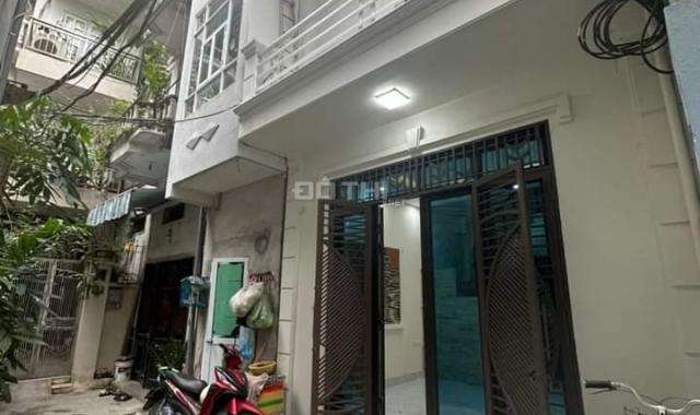 Bán nhà ngõ 81 phố lạc long quân quận tây hồ giá 3 Tỷ tí tẹo