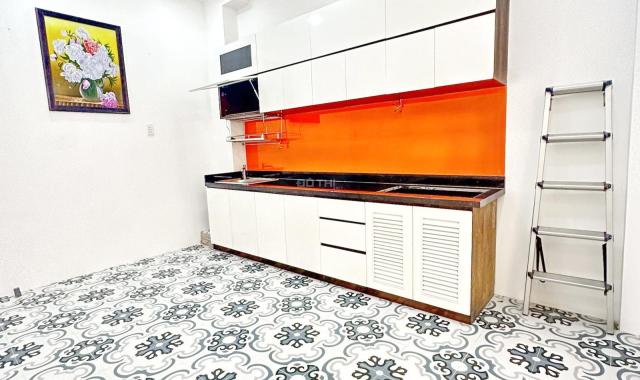 Bán gấp nhà mới 77m² nở hậu hẻm 54/10 Lê Văn Lương Quận 7
