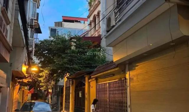 Nhà Đẹp Ngõ 68 Thạch Bàn. #DT34m_5T_Giá_Chỉ_3_15Tỷ - 7 Chỗ Chạy Vòng Quanh - Trước Nhà ÔTÔ Tránh.