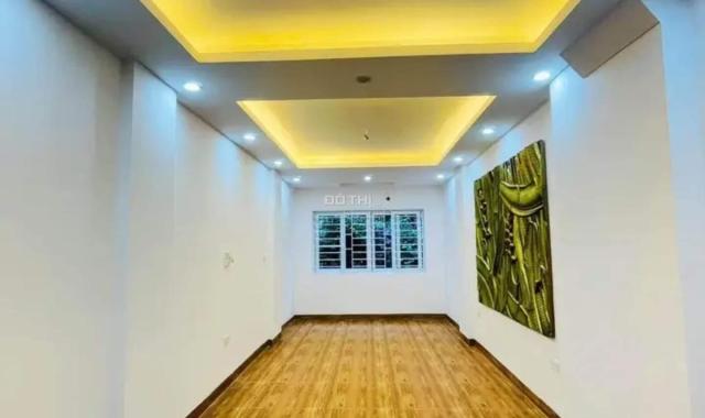 Nhà Đẹp Ngõ 68 Thạch Bàn. #DT34m_5T_Giá_Chỉ_3_15Tỷ - 7 Chỗ Chạy Vòng Quanh - Trước Nhà ÔTÔ Tránh.