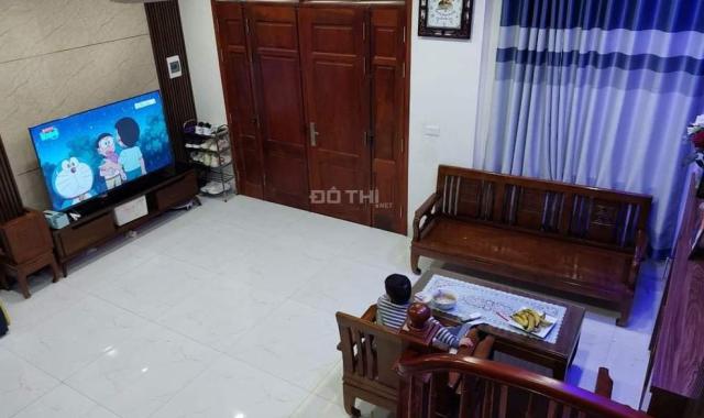 Bán nhà có sổ đỏ Tân Triều, Thanh trì 40m2, 4 tầng,MT 5.5m,giá 4 tỷ.