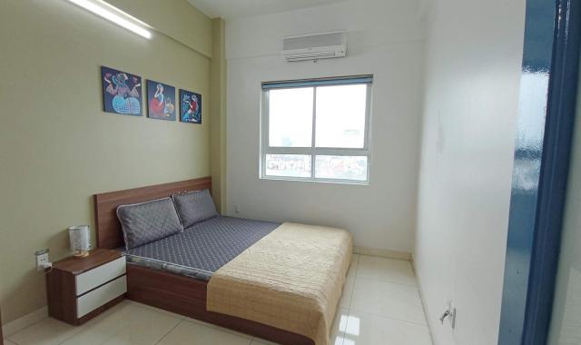 Cho thuê căn hộ 2 ngủ tại lô 7 Lê Hồng Phong