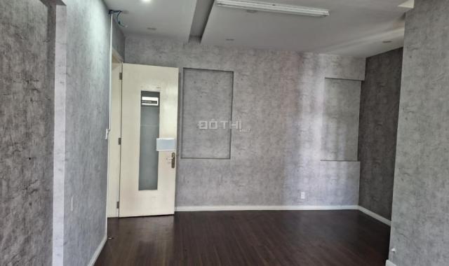 Cho thuê biệt thự khu Phan Xích Long, Phú Nhuận, 4 tầng, KDTD