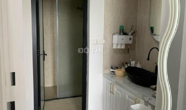 Bán cc ở 689 Lạc long quân, CĂN GÓC 2 ngủ, full nội thất cao cấp mới, SĐCC