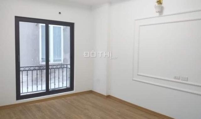 Cần bán 2 căn nhà Ngọc Hà, Ba Đình diện tích sổ đỏ 30m2 xây 5 tầng giá chào 4.6 tỷ.