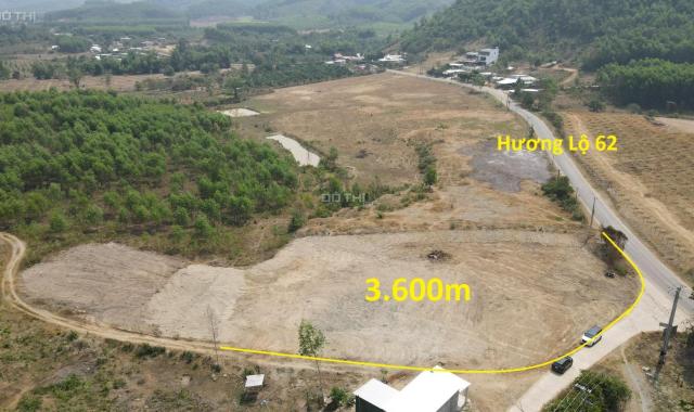 Bán đất 3.600m2 có sẵn thổ cư 3 mặt tiền đường Hương Lộ 62 xã Khánh Phú giá rẻ LH 0788.558.552