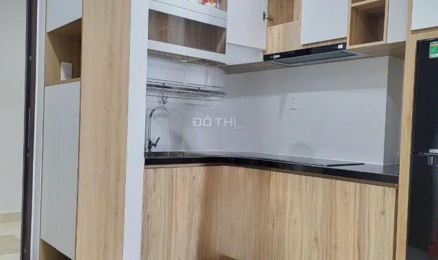 Cho thuê 2pn Bcons Plaza, full nội thất, có sẵn, 8 triệu, LH: 09782724272 ( zalo)