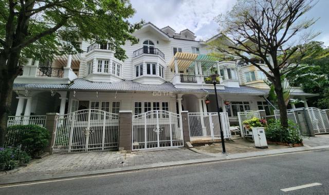 Cho thuê villa DA Saigon Pearl, phường 22, Bình Thạnh. Dt 161m2. Giá 97,5 tr/tháng. Lh 0903652452