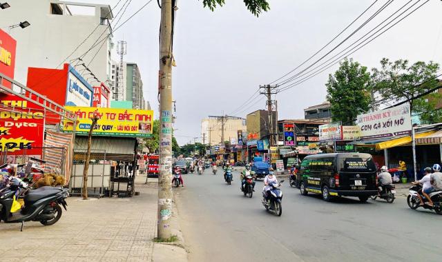 Kẹt ngân hàng Tôi bán gấp nhà Mặt tiền 1 lầu ngay góc Hương Lộ 3,gần ngay Eon Tân Phú,nhà đẹp