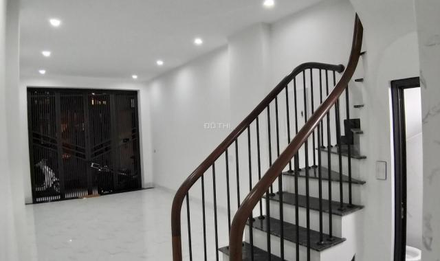 Bán nhà mới đẹp Xuân Thủy. KD, thang máy. DT 48/52m2, 6 tầng, mặt tiền 3,4m, giá 11 tỷ