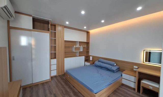 Bán nhà mặt phố Văn cao, 26m2, 5.7 tỷ