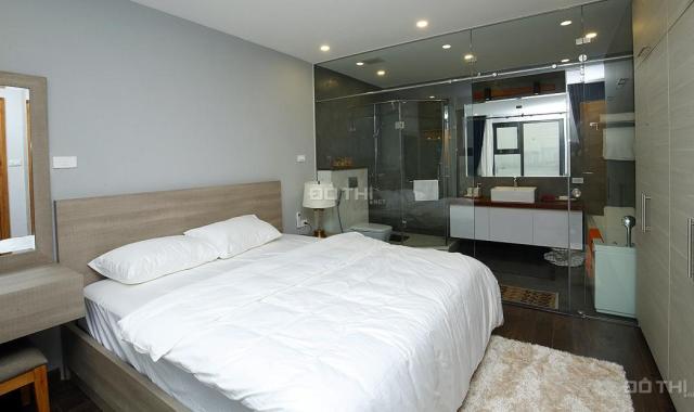 Bán căn 2 ngủ tầng cao Dleroi Soleil 88m nội thất phong cách châu âu đẹp, view Hồ Tây 7,8tỷ