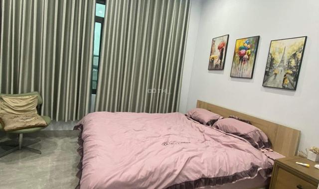 Bán nhà Bồ Đề - DT 34m2 - 5 tầng, 2 thoáng - 3,6 tỷ