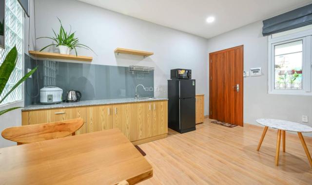 CHDV 6 tầng vị trí VIP Lê Văn Sỹ Q.3 ngang 8m 300m2 dòng tiền gần 5 tỷ NT xịn 68 tỷ.