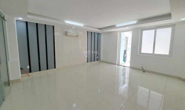 Cho thuê nhà tiện làm VP mt đường Vũ Tông Phan, An Phú. Dt 100m2. Giá 55 tr/tháng. Lh 0903652452