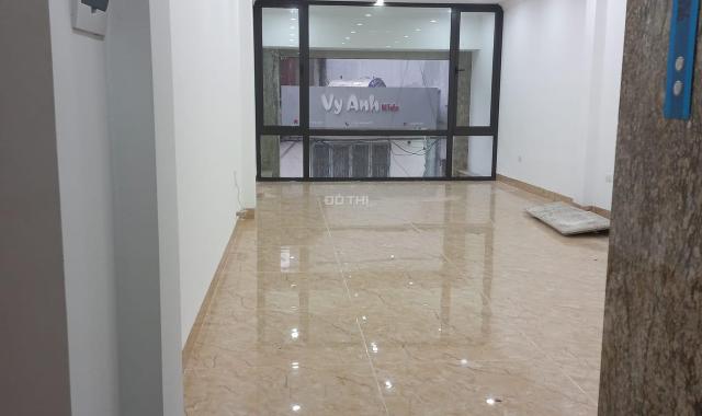 Bán nhà mặt phố Chùa Quỳnh, mở phòng khám + VP công ty + kinh doanh tốt. DT 55m2x6,5T - Giá 17.5 tỷ