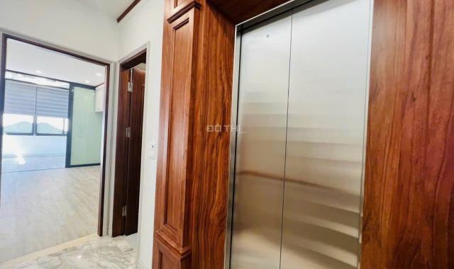 Sang nhượng nhà riêng 7 tầng Thụy Khuê, dt 51m2, mặt tiền 4.5m, nhà nhà thoáng, ở ngay, ngõ rộng, g