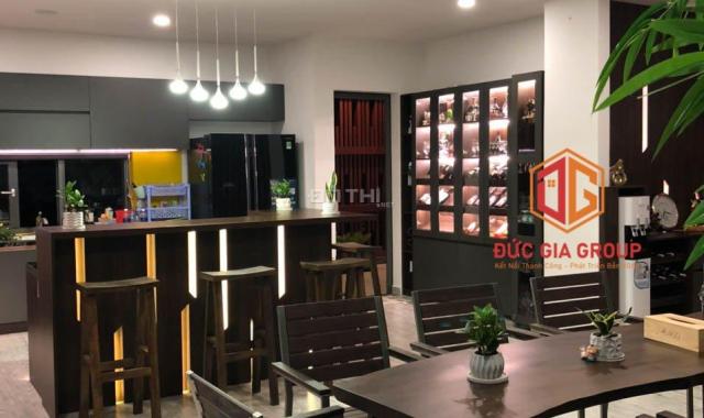 Biệt thự góc 2 mặt tiền siêu VIP khu dân cư D2D, 1 trệt 4 lầu ngang 10m giá 31 tỷ