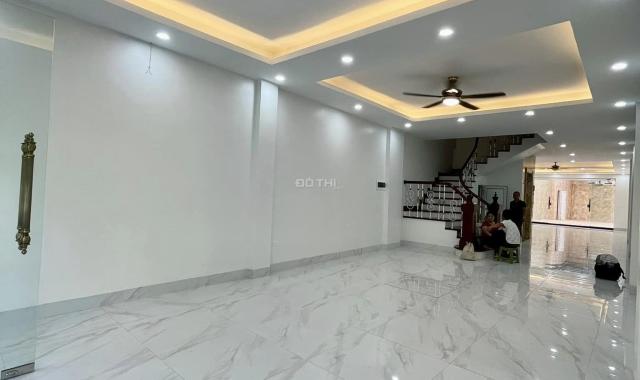 Duy nhất siêu phẩm vừa tiền phố Trung Hòa, vỉa hè kinh doanh, VP, 100m2, 7 tầng, Giảm giá còn 30 tỷ