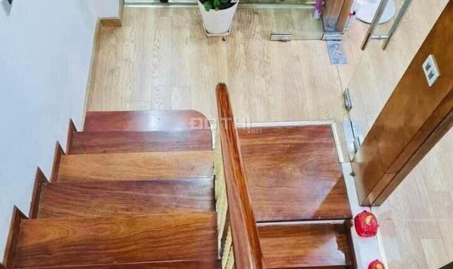 HIẾM! CĂN GÓC 3 THOÁNG Cầu Giấy 50m2 x 5Tầng Phân LÔ, Oto, Giá 7Tỷ9 TL