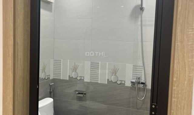 Cần bán căn chung cư phố Nguyễn Cơ Thạch , 90m2, 3N2VS, Giá 3 Tỷ3