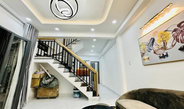 BÁN GẤP NHÀ 40M2 CÓ LUÔN 3 PHÒNG NGỦ NGAY ĐẠI HỌC CÔNG NGHIỆP CHỈ NHỈNH 4 TỶ