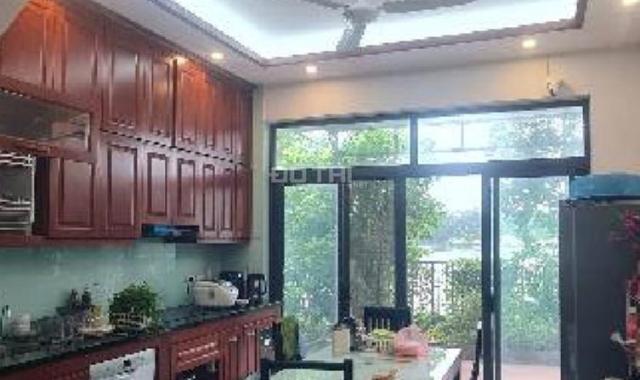 Bán nhà phố Tam Trinh, DT gần 70 m2 x 5 T nhà đẹp ở luôn