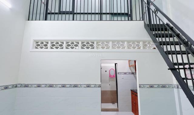 Chợ Phú Xuân, Thị Trấn Nhà Bè, 4m x 6m, 2 lầu, Sổ HR, vay được 1.5 tỉ. 1,9 tỷ