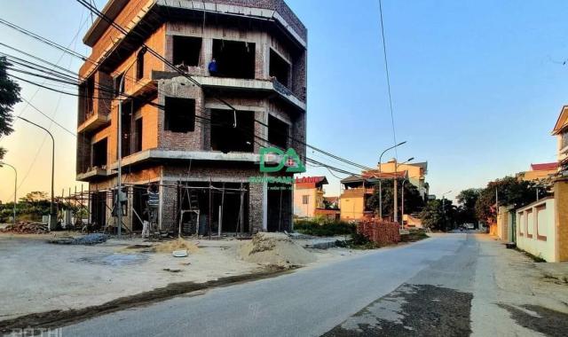Bán đất đấu giá X1 thôn Trung Việt Hùng đường 7m oto tránh nhau