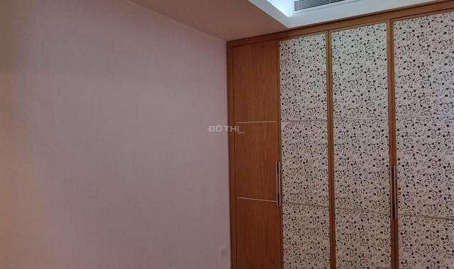 Bán căn 3pn 145 m2 tại chung cư Indochina Plaza  giá bán 8 tỷ 6. LH 0775 190 8