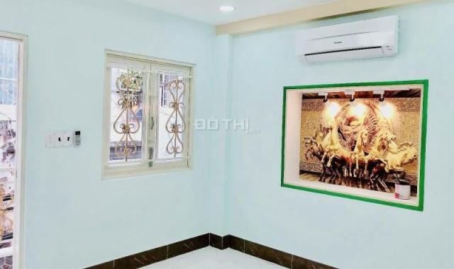 Nhà Đẹp, Full nội thất, dọn vào ở ngay, đường Đinh Tiên Hoàng, giáp Q.1, chỉ 4,65 tỷ