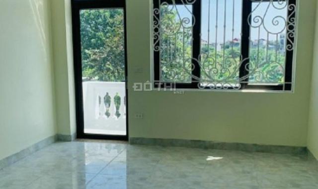 Bán nhà 612 Lạc long quân 47m2 x 5 tầng vừa ở cho thuê dòng tiến tốt phố vip