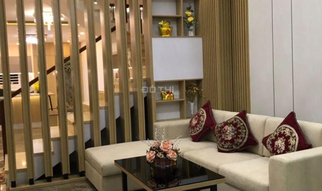 CHÍNH CHỦ GỬI BÁN NHÀ ĐẸP 4 TẦNG KẸP CỐNG MT ĐƯỜNG NGUYỄN SƠN, NGAY SKYLINE