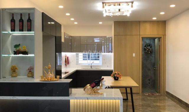 CHÍNH CHỦ GỬI BÁN NHÀ ĐẸP 4 TẦNG KẸP CỐNG MT ĐƯỜNG NGUYỄN SƠN, NGAY SKYLINE